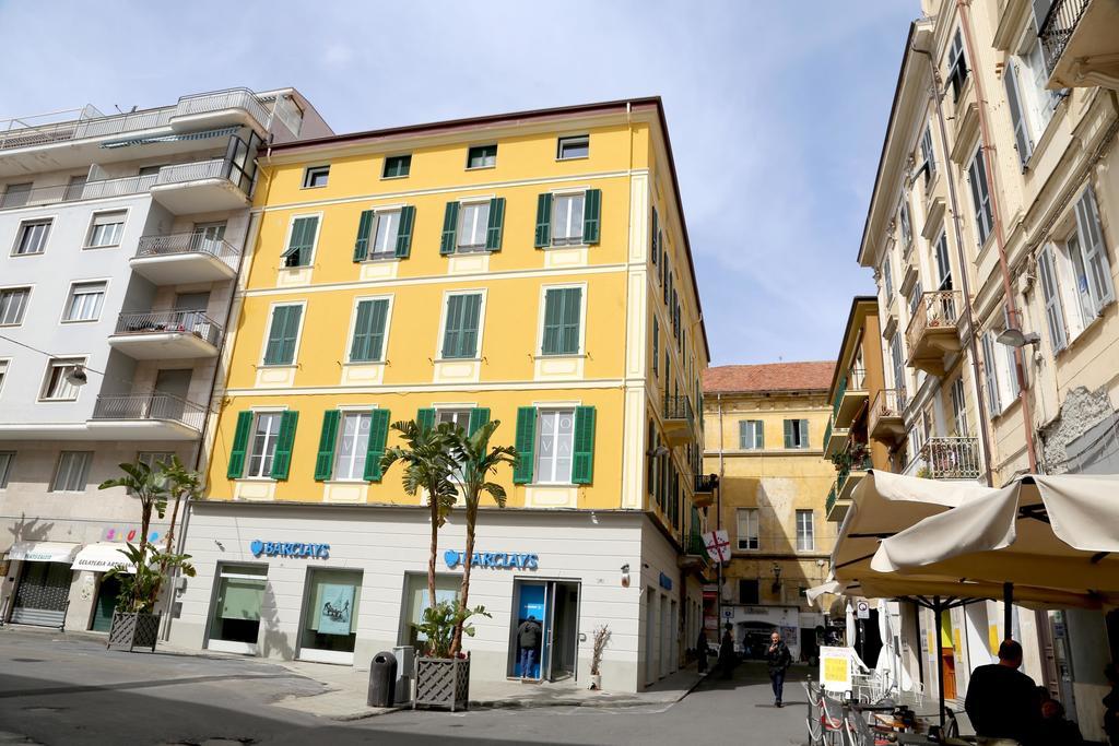 Via Mameli 5 Otel Sanremo Dış mekan fotoğraf